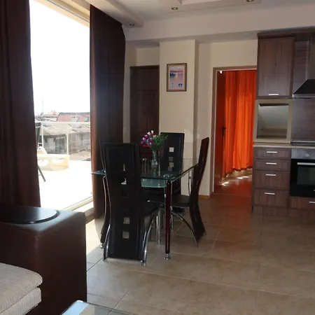 Apartamento Goldenseaview 2