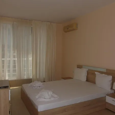 Apartamento Goldenseaview 2 Pomorie