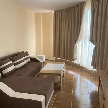 Apartamento Goldenseaview 2